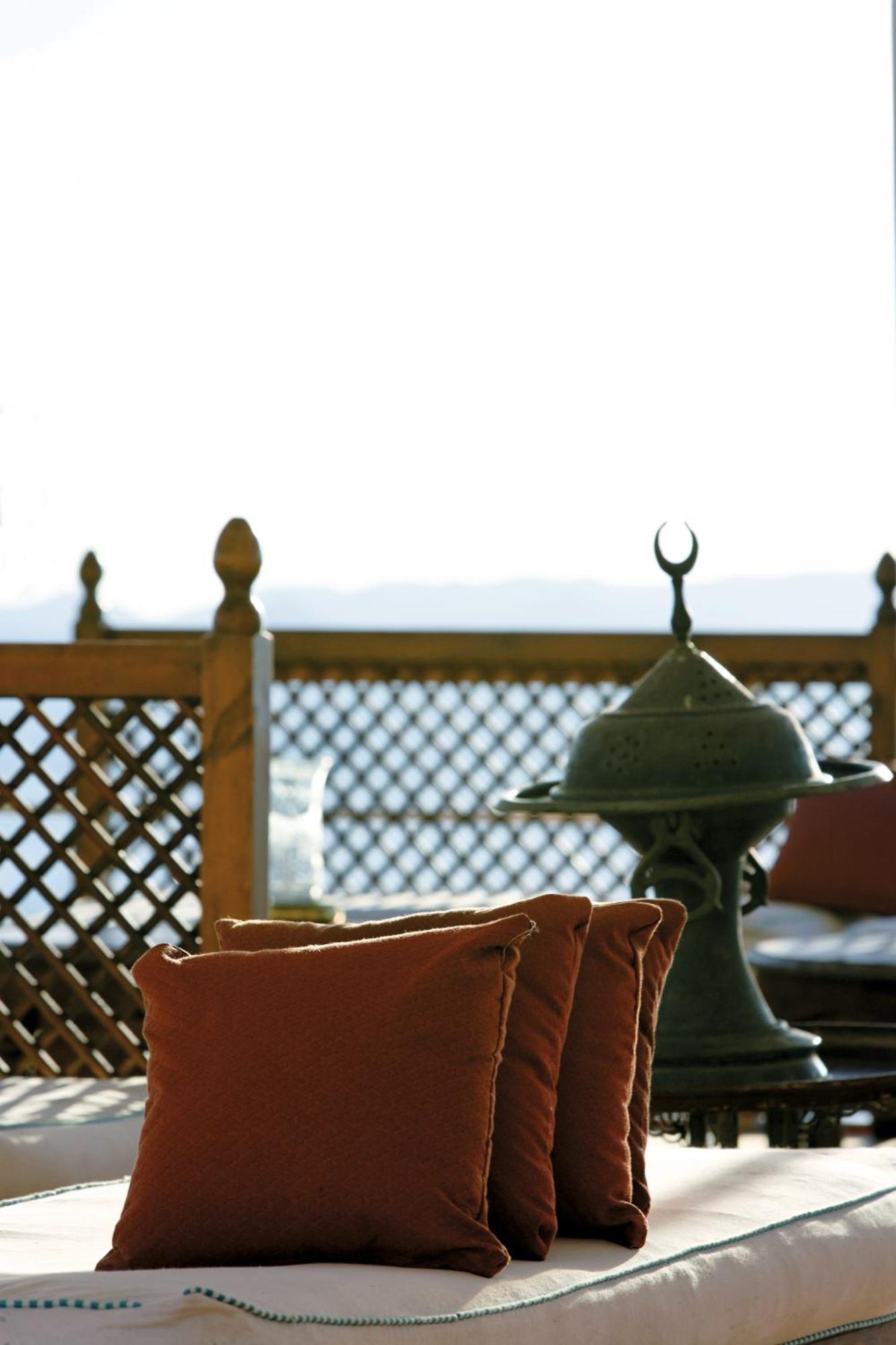 Moevenpick Prince Abbas Lake Nasser Cruise, Every Monday Four Nights From Aswan, Every Friday Three Nights From Abu-Simbel - Including Excursions And Sightseeing Exterior foto